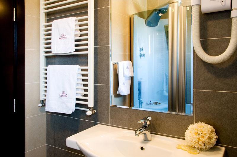 Hotel Knezevina Вранич Экстерьер фото